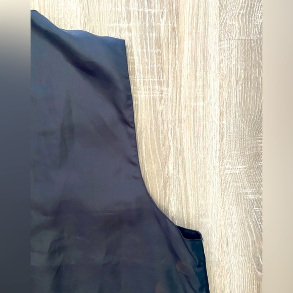 R&R Vest ( Rest and Relaxation Vest) 
100 percent Leather Vest - Picture 7 of 10